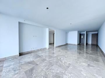 Apartamento · 205m² · 3 Recámaras · 2 Estacionamientos · Alquiler de Apartamento en PH Costanera, Av Balboa