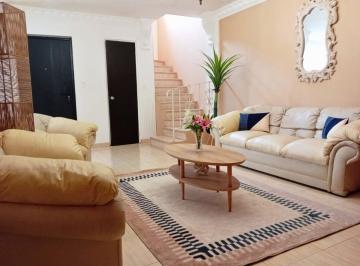 Casa · 317m² · 6 Recámaras · 4 Estacionamientos · Venta de Casa Duplex en Villas de Cerro Lindo, San Miguelito (13)