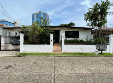 Casa de 3 habitaciones, Panamá · Venta de Casa en Villa Lilla San Francisco