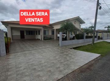 Casa de 4 habitaciones, David · Casa con 4 Dorm. en Venta, 1200 m² de Terreno en David