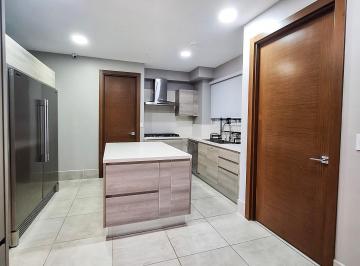 Apartamento · 240m² · 3 Recámaras · 2 Estacionamientos · Apartamento en Venta en Santa María – P. H Privilege 1100