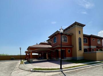 Casa de 4 habitaciones, Panamá · Costa Sur El Doral Casa en Venta