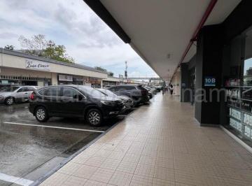 Local comercial , Panamá · Alquiler de Local Comercial en Juan Diaz, Centro Comercial Los Pueblos.