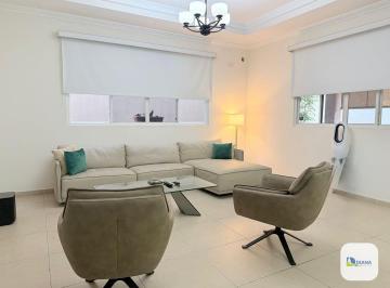 Casa · 294m² · 3 Recámaras · 2 Estacionamientos · Venta de Casa en Altos de Panamá