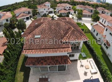 Casa de 5 habitaciones, Panamá · Se Vende Casa en Santa Maria Ydu