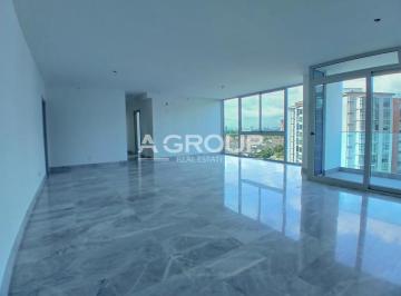 Apartamento · 192m² · 3 Recámaras · 2 Estacionamientos · The Ivy - Santa Maria - Se Vende Apartamento con Vista a Cancha de Golf