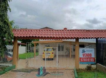 Casa · 950m² · 7 Recámaras · 4 Estacionamientos · Venta de Casa en David Terronal 7r Cercada