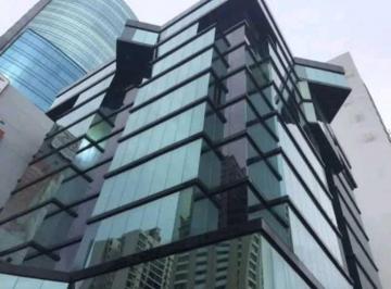 Oficina comercial · 114m² · 2 Estacionamientos · Oficina en Obarrio PH Omega 114 m²