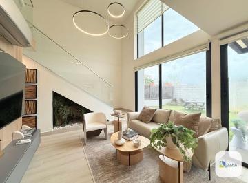 Casa · 113m² · 3 Recámaras · 2 Estacionamientos · Venta de Casa en Panamá Norte