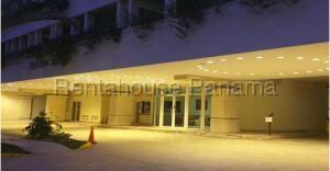 Apartamento de 3 habitaciones, Panamá · Venta de Apartamento con 145 m² en Obarrio PH Sunrise Tower 26 - 3851sr