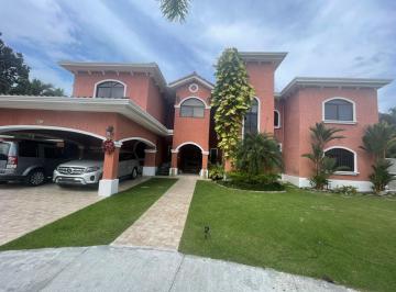 Casa · 500m² · 4 Recámaras · 4 Estacionamientos · Casa en Venta - Clayton Village - + Ancón - D. D