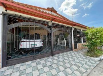 Casa de 3 habitaciones, Panamá · Venta de Casa en San Antonio 26gb3929