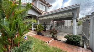 Apartamento de 3 habitaciones, San Miguelito · Casa en Venta en Amelia D Jack