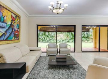 Casa de 4 habitaciones, Panamá · Elegante Residencia Familiar en Antigua, Costa del Este – Ciudad de Panamá