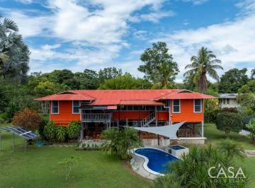 Casa de 4 habitaciones, Barú · Propiedad con Vista Al Océano, Casita y Piscina en Puerto Armuelles