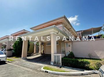 Casa de 5 habitaciones, Panamá · Venta Casa Esquinera en Condado del Rey PH Altos del Country