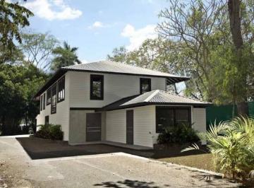 Casa de 4 habitaciones, Panamá · Venta de Casa en Ancón, Quarry Heights, 400 m² de Construcción