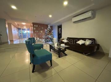 Apartamento de 2 habitaciones, Panamá · Apartamento Amoblado en Parque Lefevre Sky con Balcón y Áreas Sociales