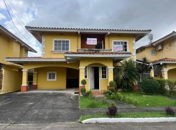 Casa de 4 habitaciones, San Miguelito · Banco Vende Casa en Residencial Altos de San Rafael - Villa Lucre (Gb)