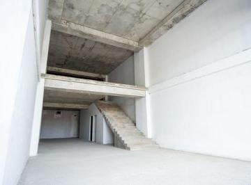 Local comercial , Panamá · Local Comercial con Mezzanine de 285 m² en Alquiler en Villa de Las Fuentes