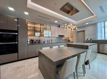 Apartamento de 5 habitaciones, Panamá · Apartamento en Venta en Costa del Este