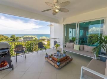 Apartamento de 4 habitaciones, Antón · Apartamento Excepcional con Vista Al Mar y 3 Balcones en Cocolí, Bijao