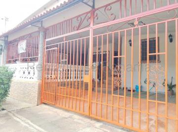 Casa de 3 habitaciones, Arraiján · Casa de 240 m² con 3 Dorm. en Venta en Vista Alegre