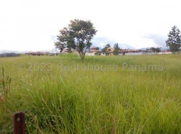 Terreno / Lote , Boquete · Venta Lote en Av Principal Alto Boquete