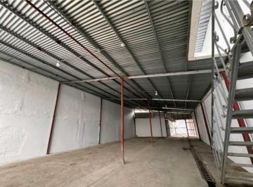 Apartamento · 2015m² · 8 Recámaras · 10 Estacionamientos · Alquiler Propiedad Vía Panamericana Incluye Locales y Galeras Vv