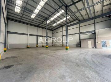 Bodega-Galpón-Depósito · 500m² · 5 Estacionamientos · Zona Uno - Corredor Sur - Se Alquila Bodega