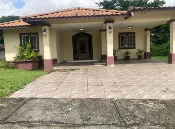 Casa de 2 habitaciones, David · Urbanización Condado del Sur David Chiriqui Casa en Alquiler
