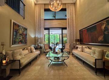 Casa · 600m² · 4 Recámaras · 5 Estacionamientos · Alquiler Casa Costa del Este Amoblada 4 Rec Amplia Mld