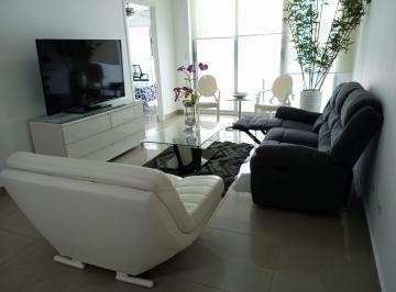 Apartamento de 3 habitaciones, Panamá · Apt Aaa 3r2b1p Amoblado Finamente Cerca Parque Urraca en Bella Vista 1600