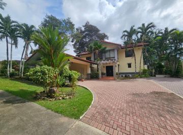 Casa de 4 habitaciones, Panamá · Se Alquila Casa en Residencial Camino de Cruces
