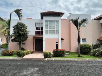 Casa · 240m² · 4 Recámaras · 1 Estacionamientos · Venta Casa en Costa Blanca, Decameron