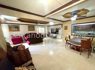 Casa de 3 habitaciones, Panamá · Venta Casa Altos de Panamá 27 Ml2623