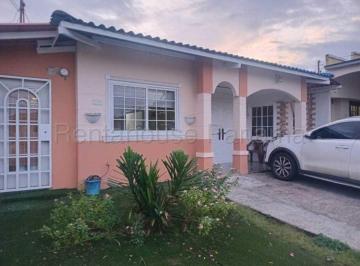 Casa en Venta de 3 habitaciones Juan Díaz · Venta de Casa en Don Bosco