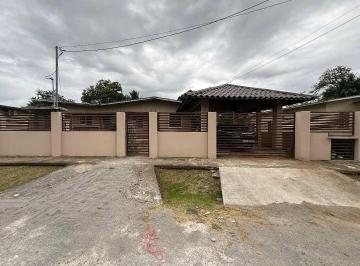 Casa · 500m² · 2 Recámaras · 2 Estacionamientos · Alquiler de Casa en David Amoblada y Cercada