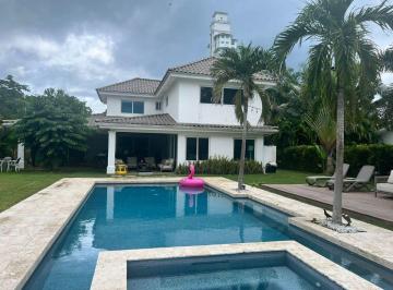 Casa de 4 habitaciones, Antón · Bijao Cocoli. 1075 m 4r 4.5b Amoblada Piscina $890,000