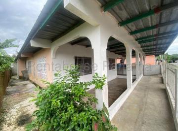 Casa de 6 habitaciones, Panamá · Venta Casa con Anexos en 24 de Diciembre 25 Ml6589