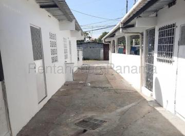 Casa de 6 habitaciones, Panamá · Venta Casa con Anexos en 24 de Diciembre 26 Ml4760