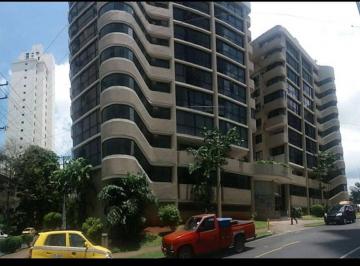 Apartamento de 5 habitaciones, Panamá · (03)alquilo Exclusivo Apartamento en Coco del Mar 172 m² $2,000