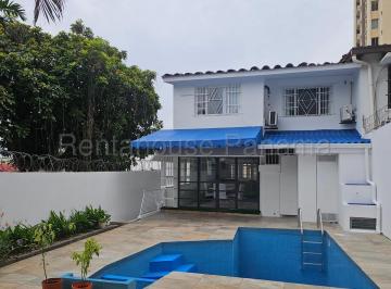 Casa de 5 habitaciones, Panamá · Casa en Venta en Hato Pintado
