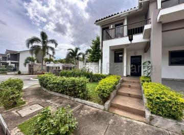 Casa de 3 habitaciones, San Miguelito · Casa en Venta en Brisas del Golf