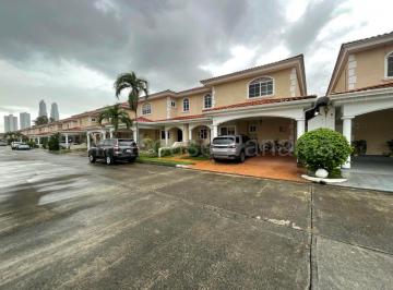 Casa de 3 habitaciones, Panamá · Vendo Casa en Residencial Palmeras del Este en Costa del Este. Mrm