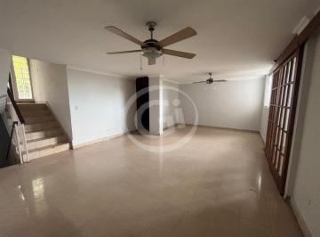 Casa de 3 habitaciones, Panamá · Venta Casa Miraflores Sótano Remodelado