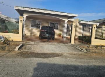 Casa de 4 habitaciones, Las Tablas · Venta de Casa en Las Tablas