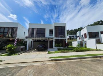Casa de 4 habitaciones, Panamá · Casa en Alquiler en Panama Norte