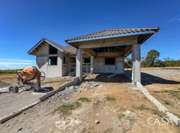 Casa de 2 habitaciones, Boquete · Casa de 2 Recámaras en Construcción con Buena Vista en Potrerillos Arriba, Boquete
