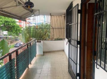 Apartamento de 2 habitaciones, Panamá · Se Vende Cómodo Apartamento en Obarrio Id/ls